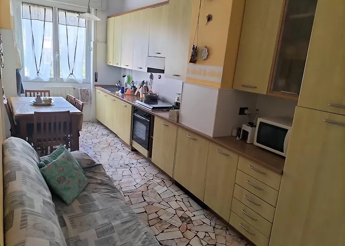 A Cabeleireira - Three With Garage And Terrace * نولي