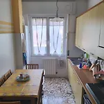 A Cabeleireira - Three With Garage And Terrace Apartament